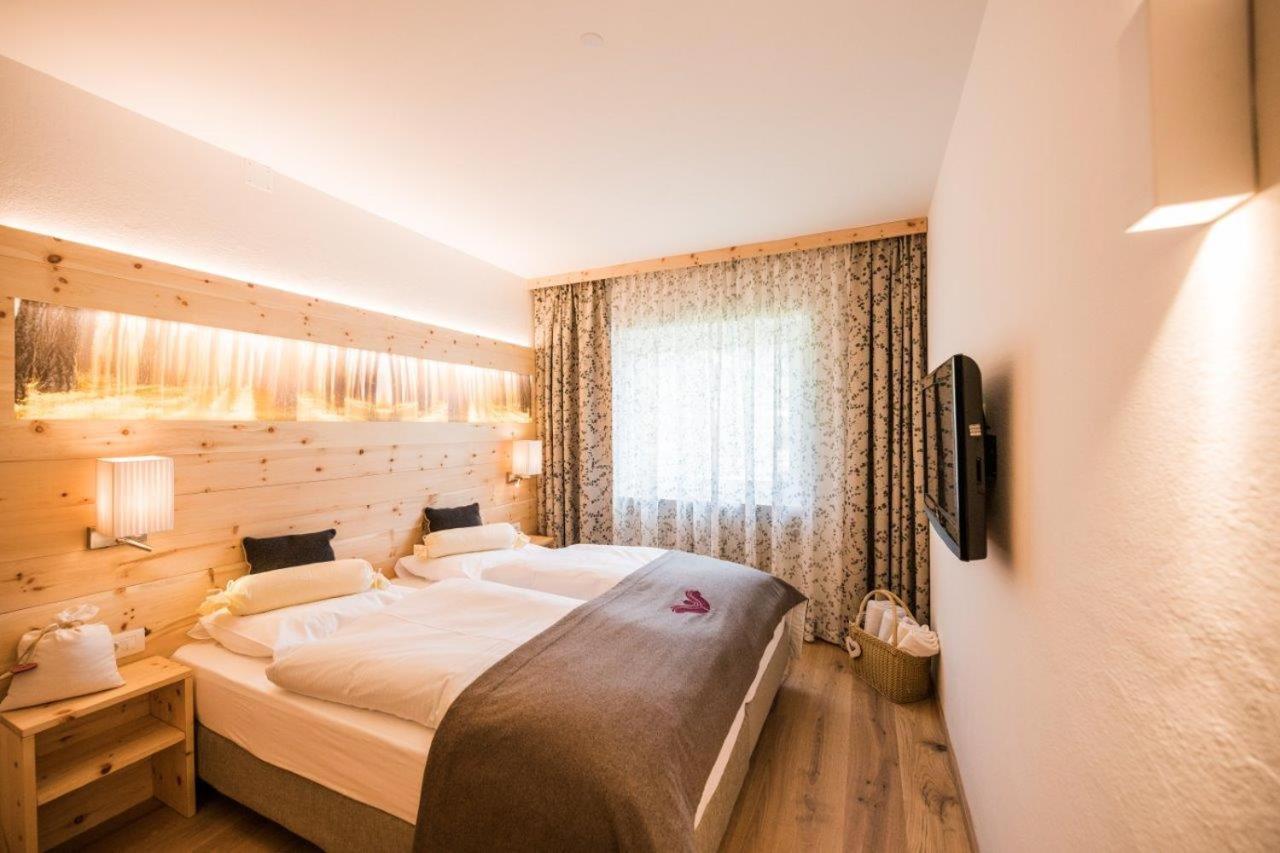 Appartements Drei Zinnen Innichen Kamer foto